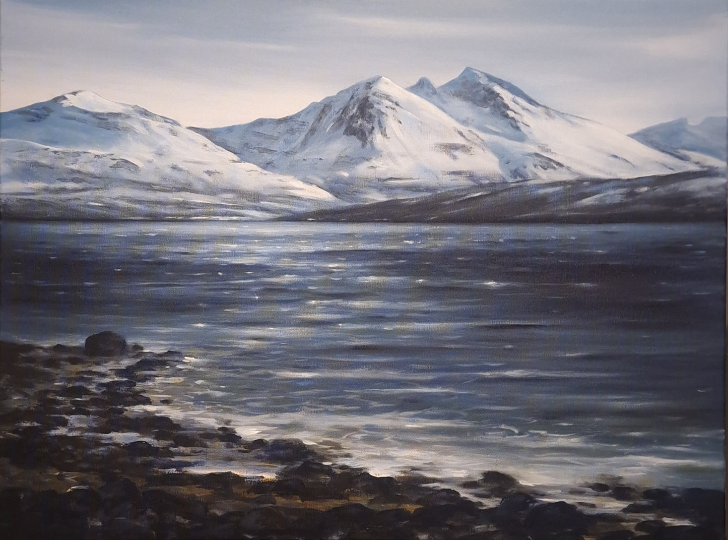 Hjemme mellom fjell og fjord